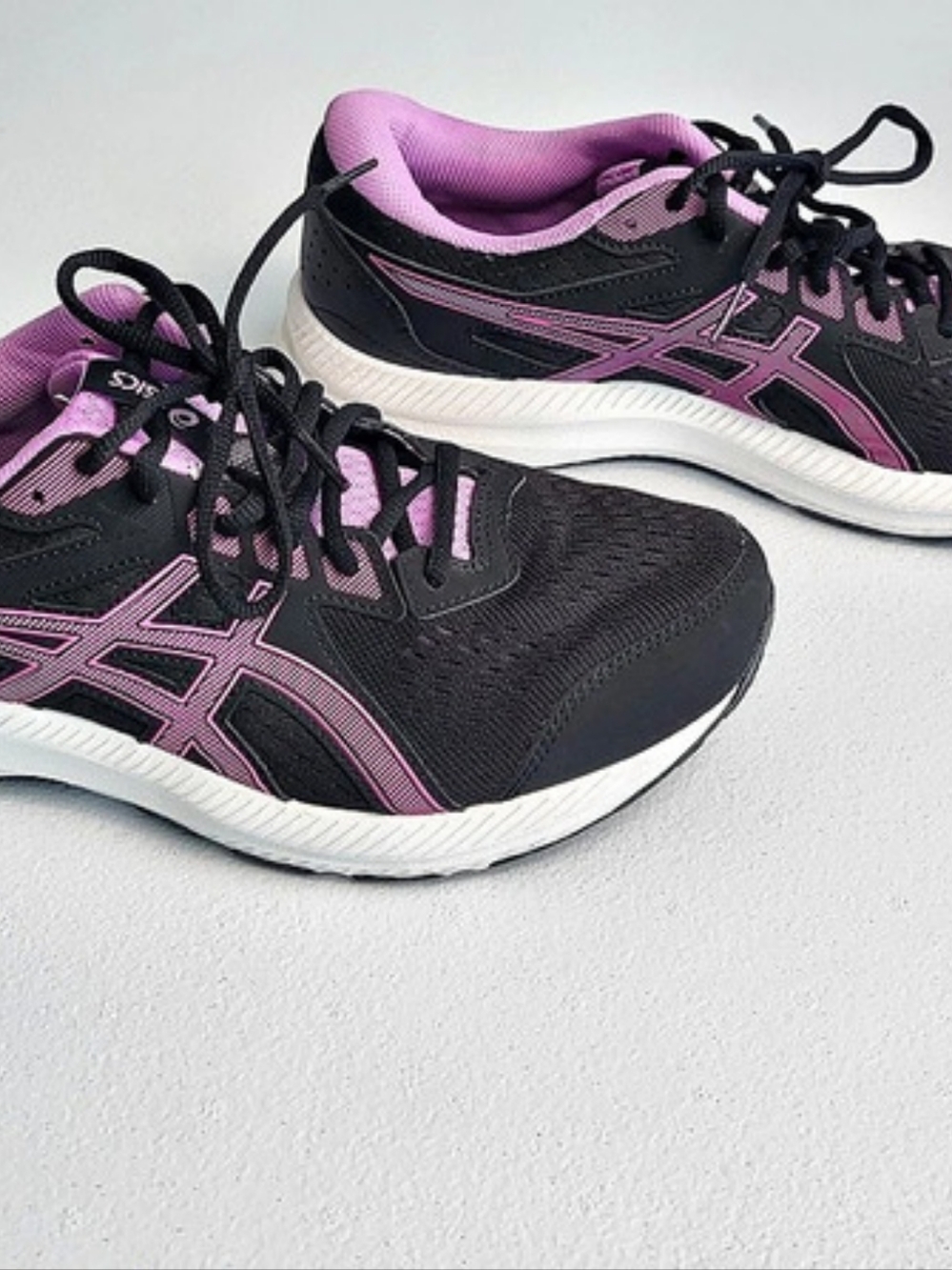 ASICS GEL-Excite 8 Black & Pink Athletic Shoes, Size 10